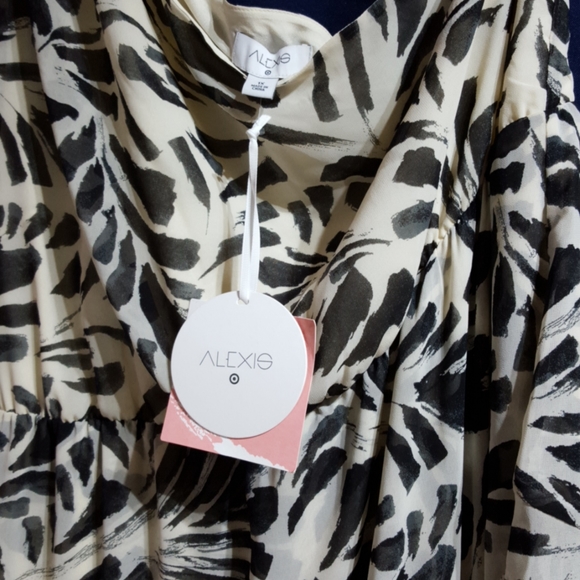 2XL ALEXIS Botanical One Shoulder Ruffle Dress - Picture 9 of 11